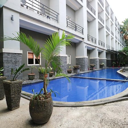 Grand Lifestyle Hotel Denpasar  Exterior photo